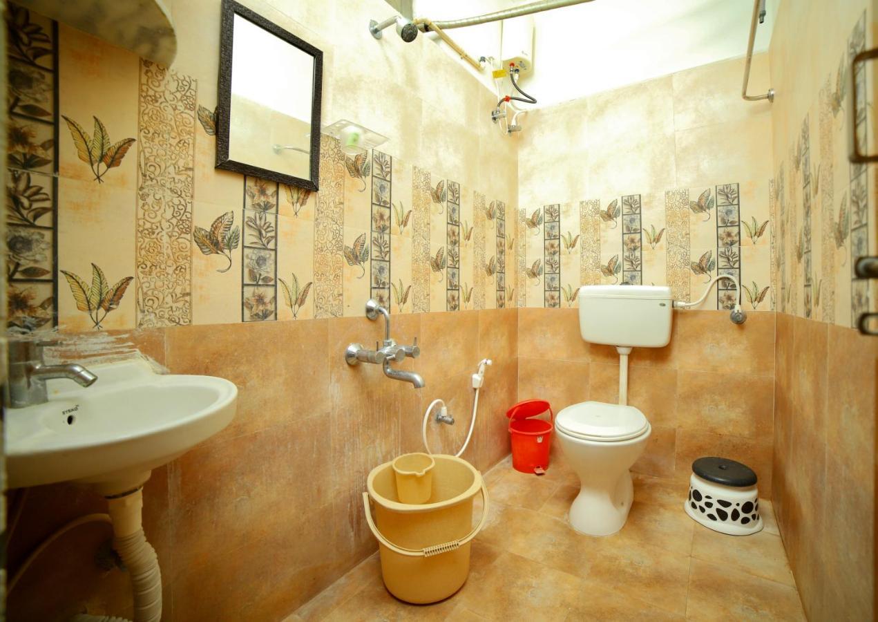 Truelife Homestays - Alamelu Avenue - Fully Furnished Ac 2Bhk Apartments In Tirupati - Walkable To Restaurants & Super Market - Fast Wifi - Kitchen - Easy Access To Airport, Railway Station, Sri Padmavathi & Tirumala Temple Kültér fotó
