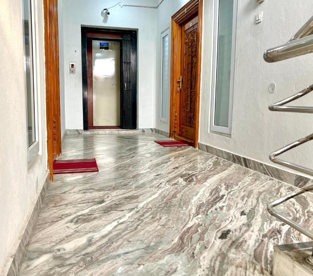 Truelife Homestays - Alamelu Avenue - Fully Furnished Ac 2Bhk Apartments In Tirupati - Walkable To Restaurants & Super Market - Fast Wifi - Kitchen - Easy Access To Airport, Railway Station, Sri Padmavathi & Tirumala Temple Kültér fotó